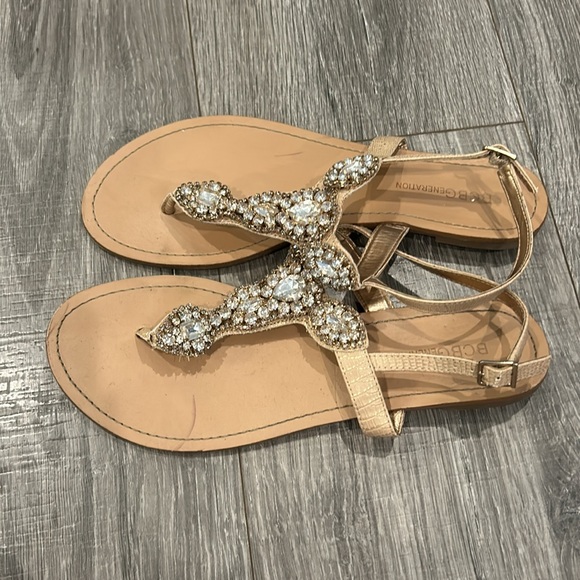 Rhine stone detail sandals - Picture 2 of 4